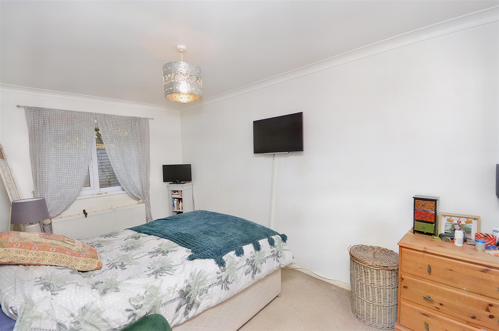 Property Details for Meads Road Eastbourne BN20 7QR Town Property Estate Agents. Eastbourne